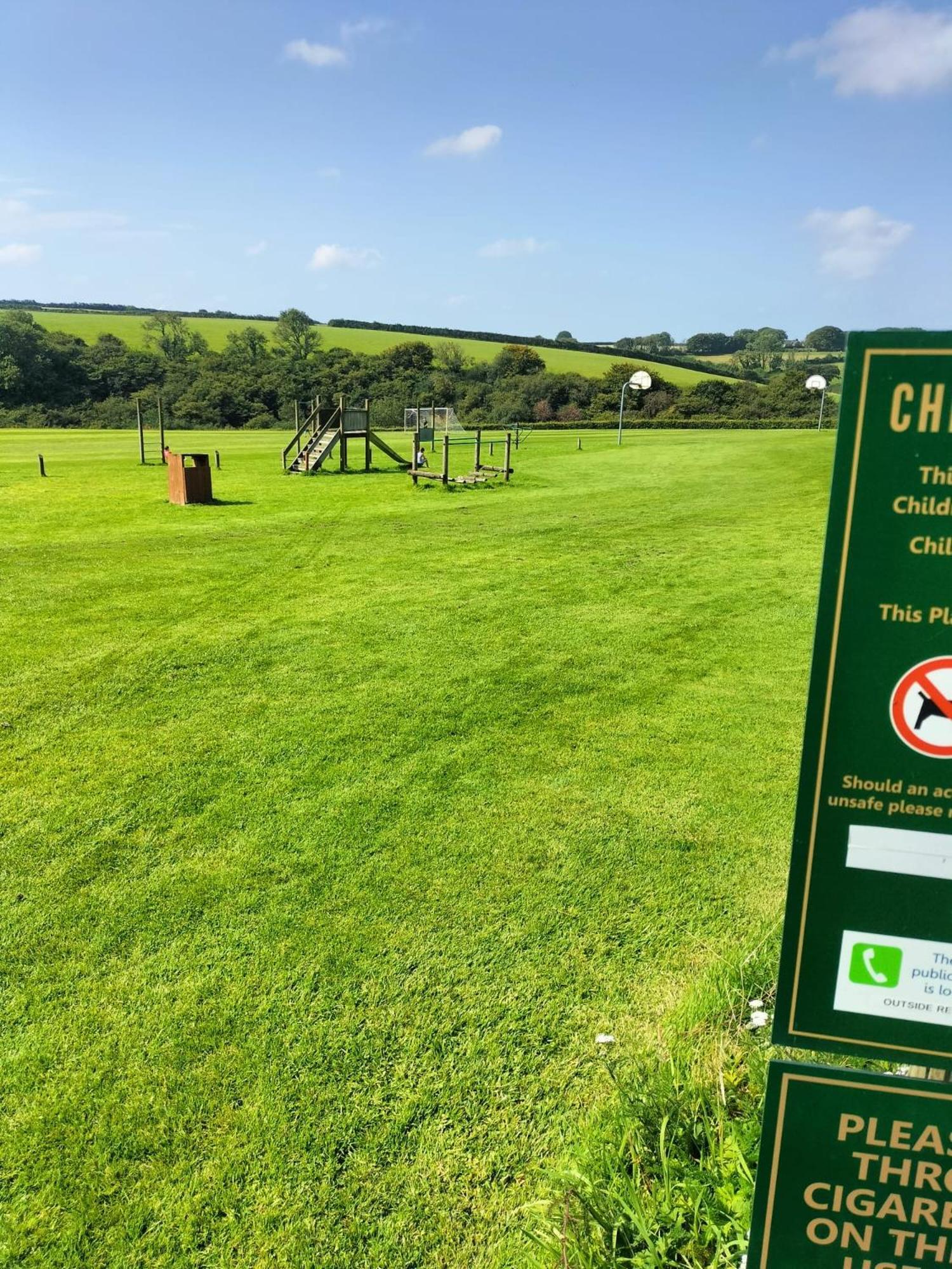 22 Stowford Gardens Combe Martin Lägenhet Exteriör bild